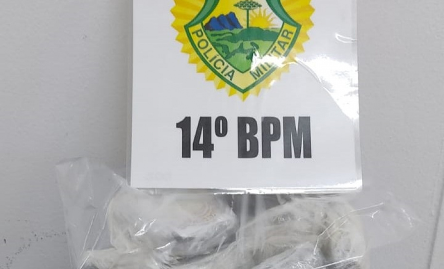 Mulheres são presas transportando haxixe no corpo