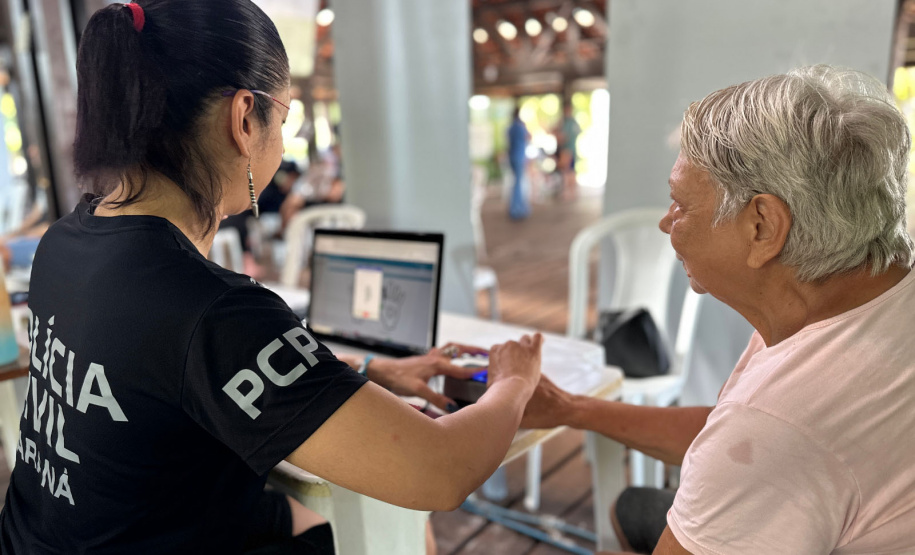 PCPR na Comunidade leva serviços gratuitos para mais de 400 pessoas na Ilha do Mel