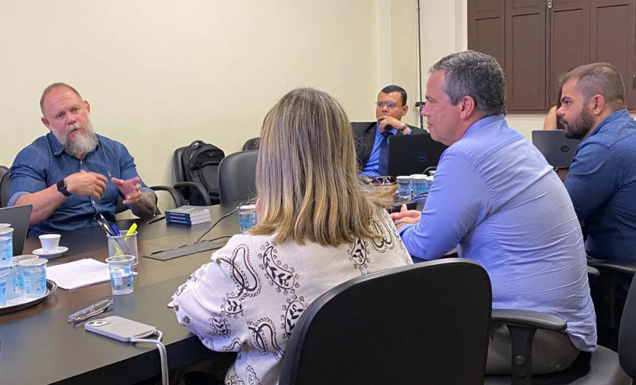 Delegados de Amazonas e Distrito Federal conhecem sistema de flagrantes do Paraná