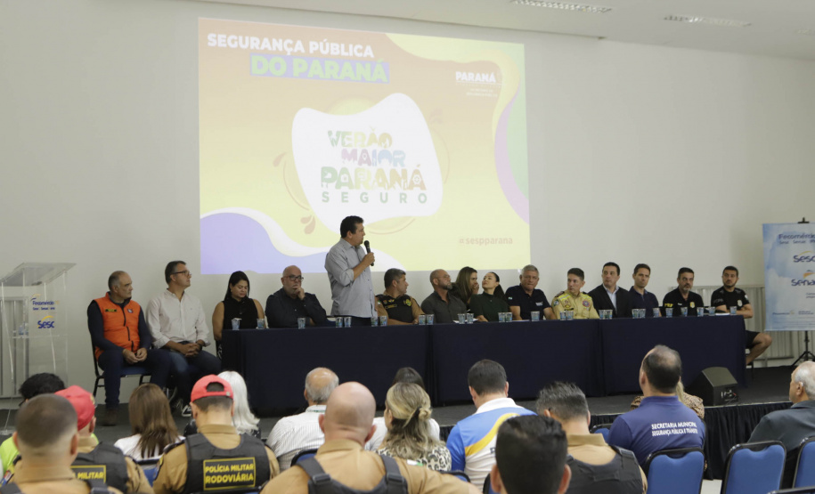 Turistas dos cruzeiros que desembarcaram e embarcaram no Litoral do Paraná destacam a segurança pública em pesquisas