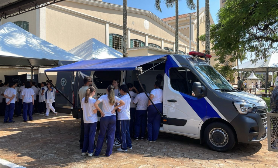 Feira Paraná em Ação: Polícia Penal expõe trabalhos confeccionados com mão de obra prisional, em Jandaia do Sul