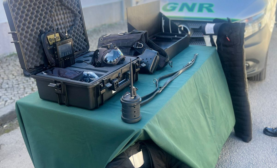 Policiais do BPRONE da PMPR trocam experiências com Guarda Nacional de Portugal