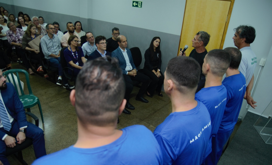 Programa Mãos Amigas, que reforma escolas com mão de obra prisional, vai dobrar de tamanho em Maringá