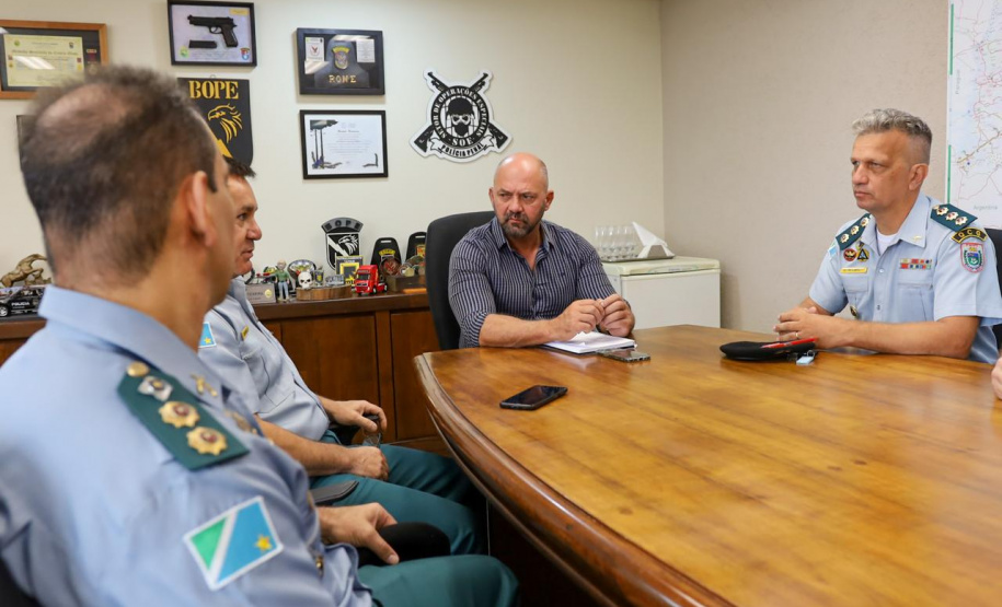 Secretário da Segurança Pública recebe visita de militares do Mato Grosso do Sul