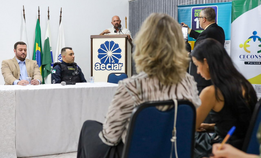 Palestra destaca a importância de enfrentar a violência contra as mulheres
