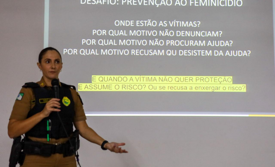 Palestra destaca a importância de enfrentar a violência contra as mulheres