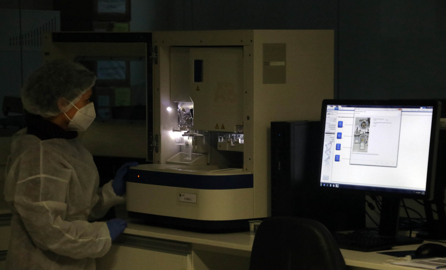 Laboratório de genética forense da Polícia Científica do Paraná completa 22 anos