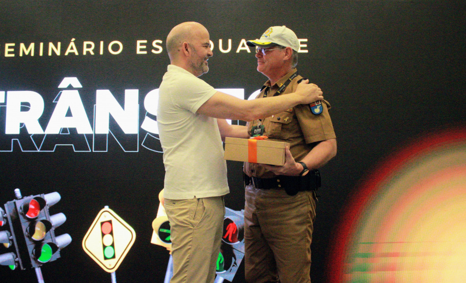 BATALHÃO DE POLÍCIA DE TR NSITO REALIZA O 2º SEMINÁRIO ESTADUAL DE TR NSITO NA CIDADE DE FOZ DO IGUAÇU EM PROL AO MAIO AMARELO