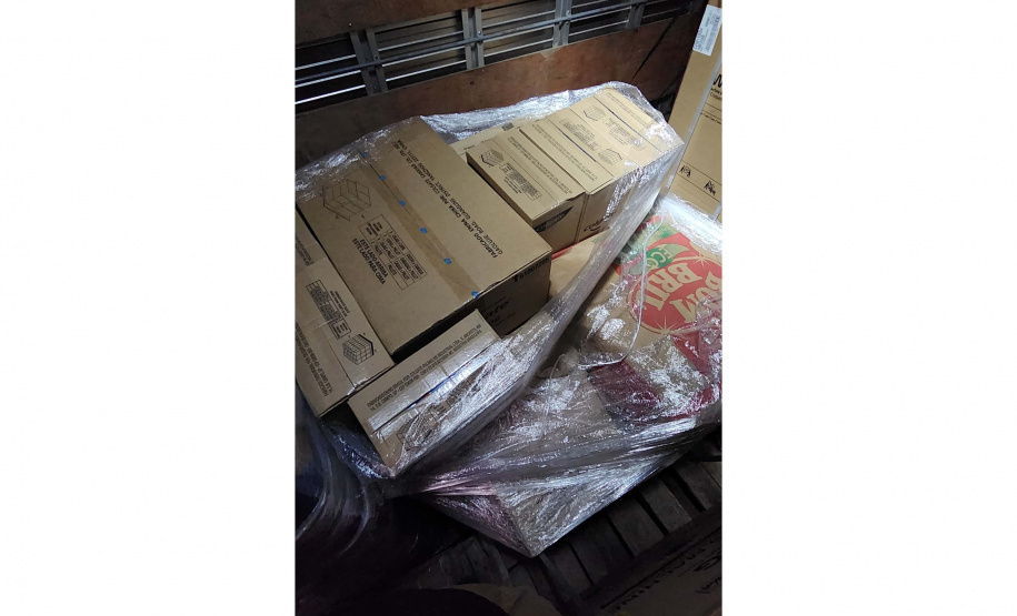 PM do Paraná recupera caminhão roubado com doações destinadas ao Rio Grande do Sul