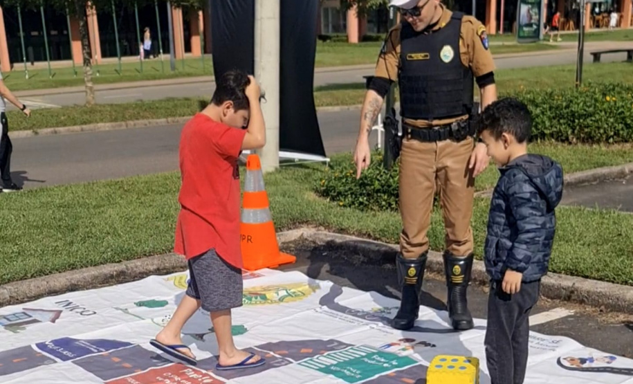 PMPR Participa de Evento Educativo no Parque Barigui em Curitiba