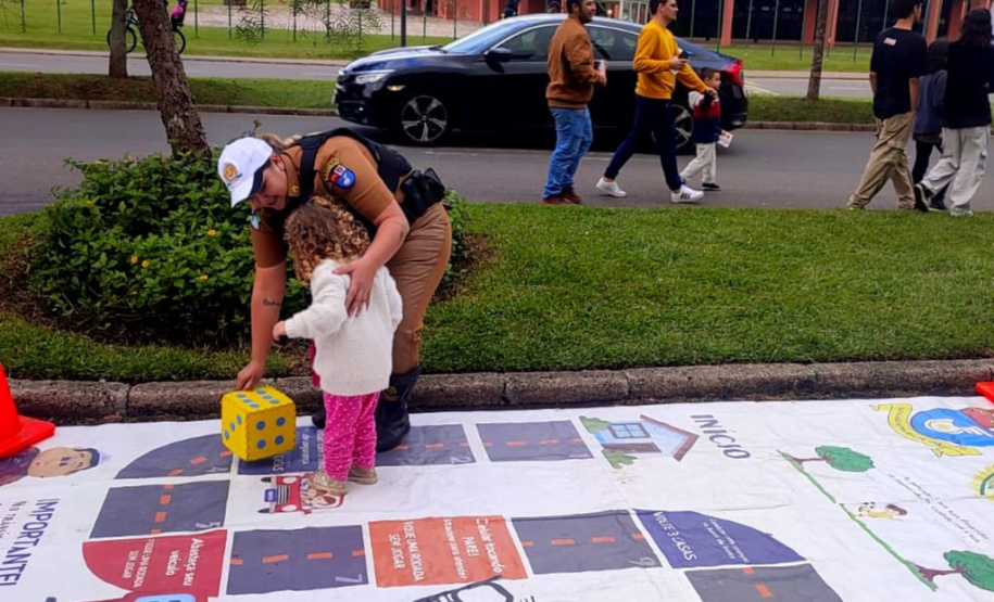 PMPR Participa de Evento Educativo no Parque Barigui em Curitiba