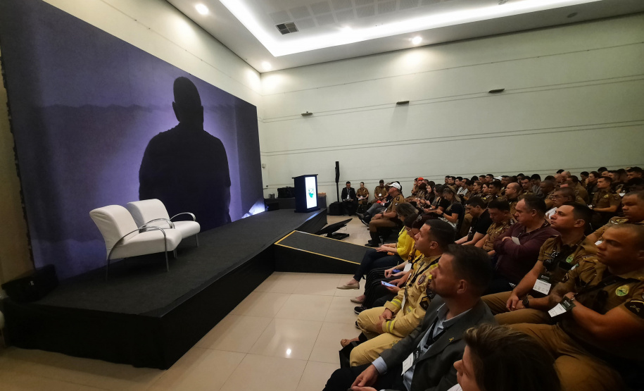 BATALHÃO DE POLÍCIA DE TR NSITO REALIZA O 2º SEMINÁRIO ESTADUAL DE TR NSITO NA CIDADE DE FOZ DO IGUAÇU EM PROL AO MAIO AMARELO