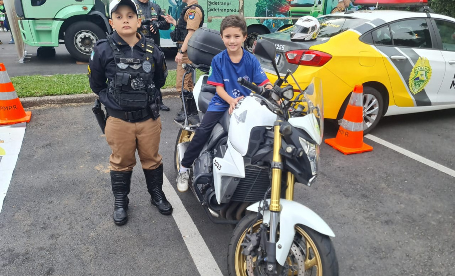 PMPR Participa de Evento Educativo no Parque Barigui em Curitiba