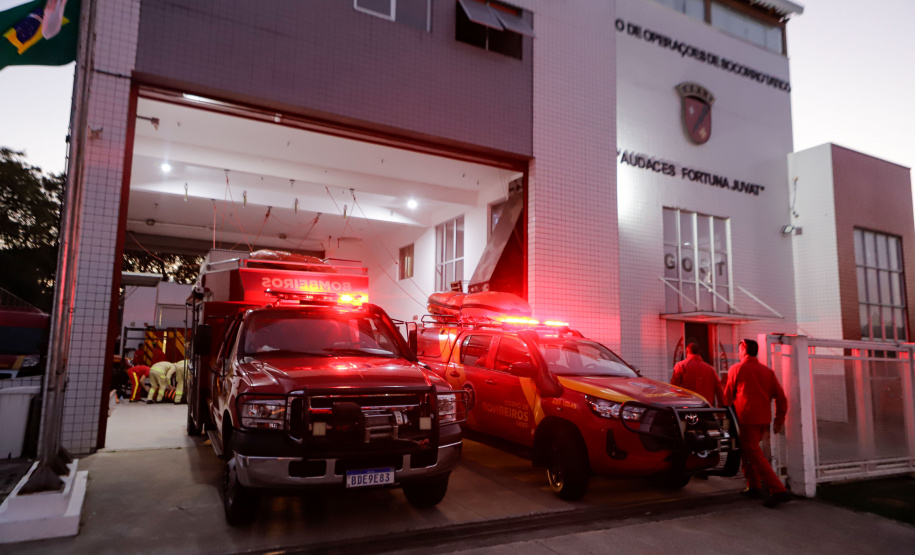 Chuvas: Paraná envia força-tarefa do Corpo de Bombeiros ao Rio Grande do Sul