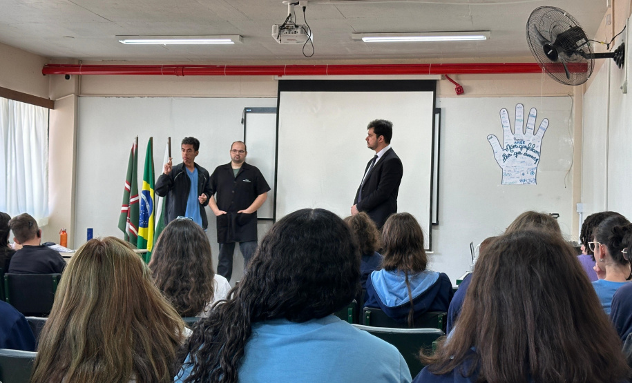 PCPR ministra palestra educativa em escola para surdos na Capital