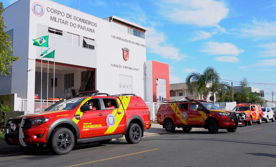 Paraná amplia força-tarefa dos bombeiros no RS e prazo da campanha de arrecadação