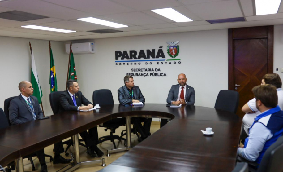 Secretário Hudson recebe o deputado federal Felipe Francischini em seu gabinete