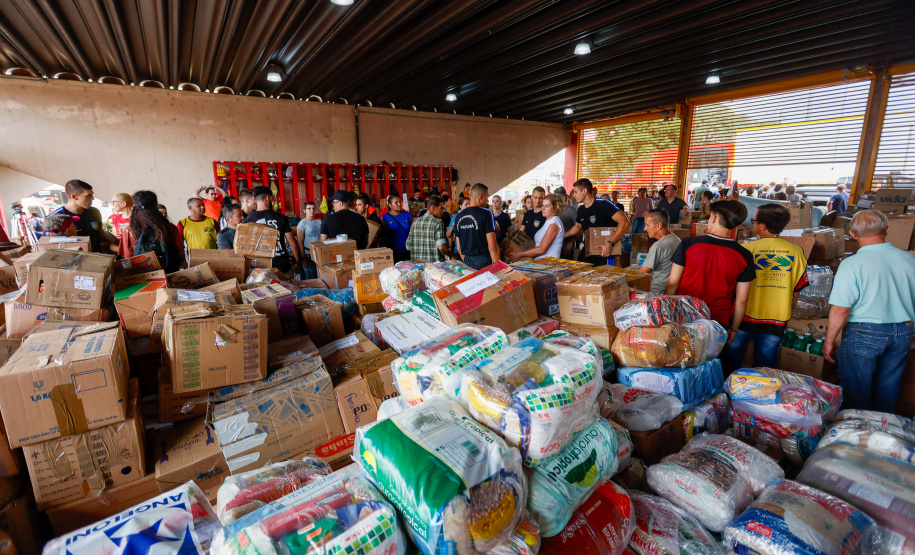 Com apoio da Ceasa, Paraná envia nova remessa com mais 400 toneladas de doações ao RS