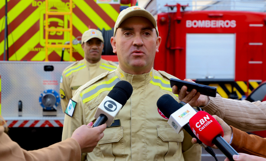 Buscas complexas e casos marcantes: bombeiros do Paraná relatam atuação no RS