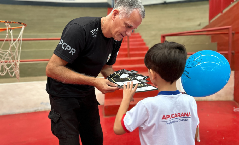 PCPR na Comunidade leva serviços de polícia judiciária e exposições para população de Palotina, Almirante Tamandaré e Pinhais
