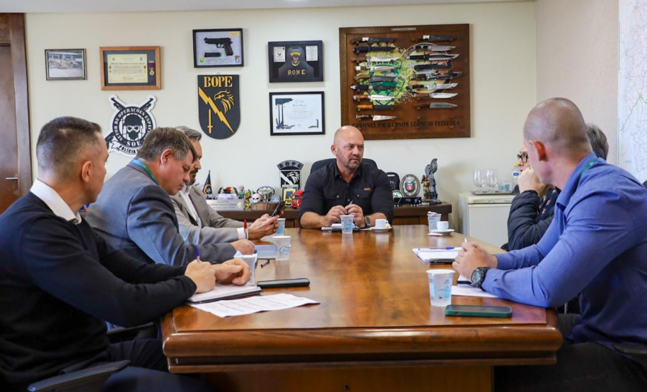 Secretário de segurança se reúne com deputado estadual Fábio Oliveira