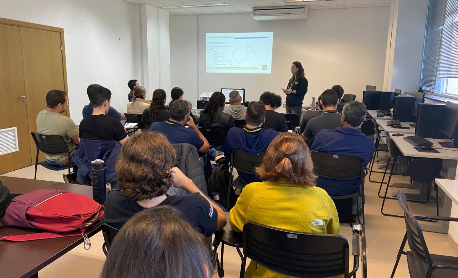 Polícia Científica do Paraná promove curso de reciclagem em perícias ambientais