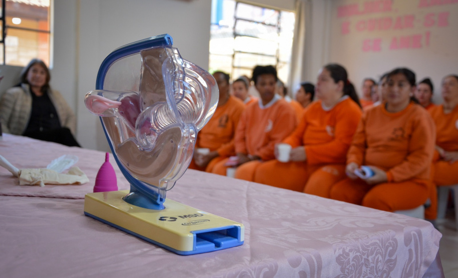 Polícia Penal promove ações de higiene íntima a mulheres privadas de liberdade no Complexo Penitenciário de Piraquara