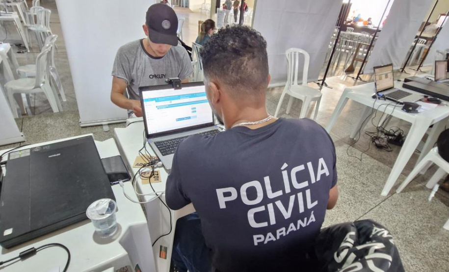 População de Matinhos e Maringá vai receber serviços do PCPR na Comunidade