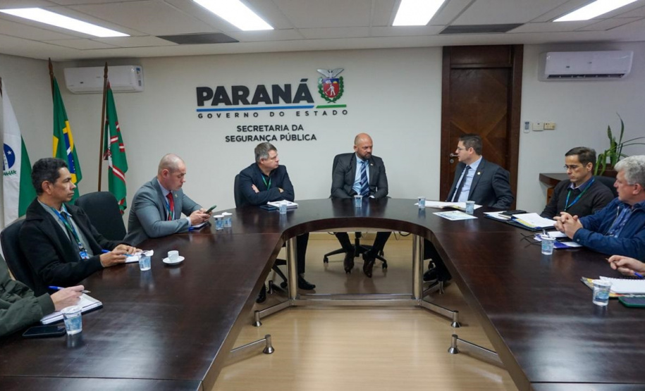 Secretário Hudson recebe o deputado estadual Matheus Vermelho