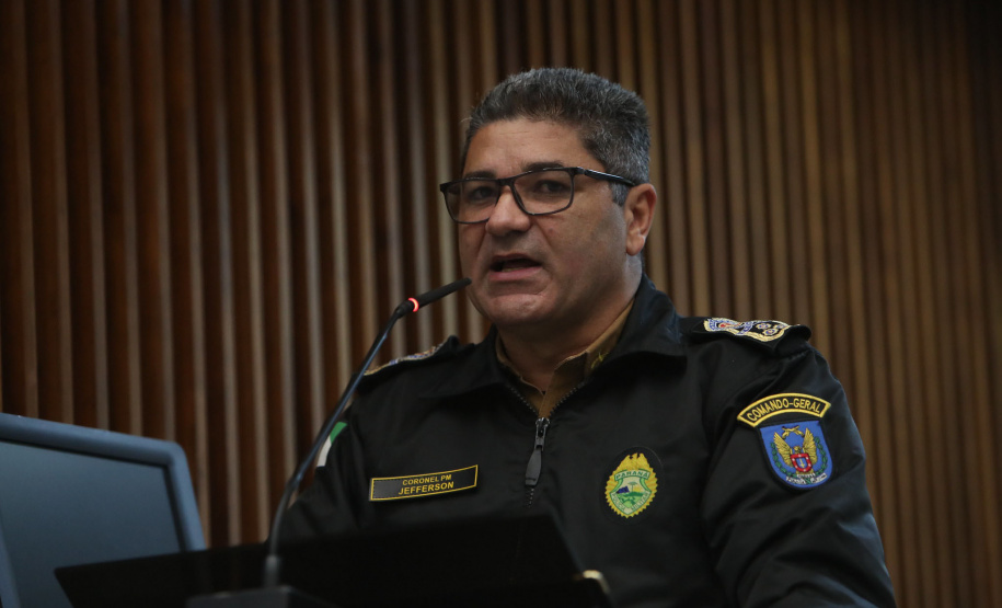 Forças de segurança que atuaram no Rio Grande do Sul são homenageadas na Alep