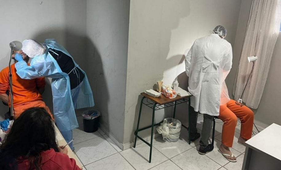 Polícia Penal do Paraná promove avaliação da saúde bucal de todos os 104 custodiados na Cadeia Pública de Castro