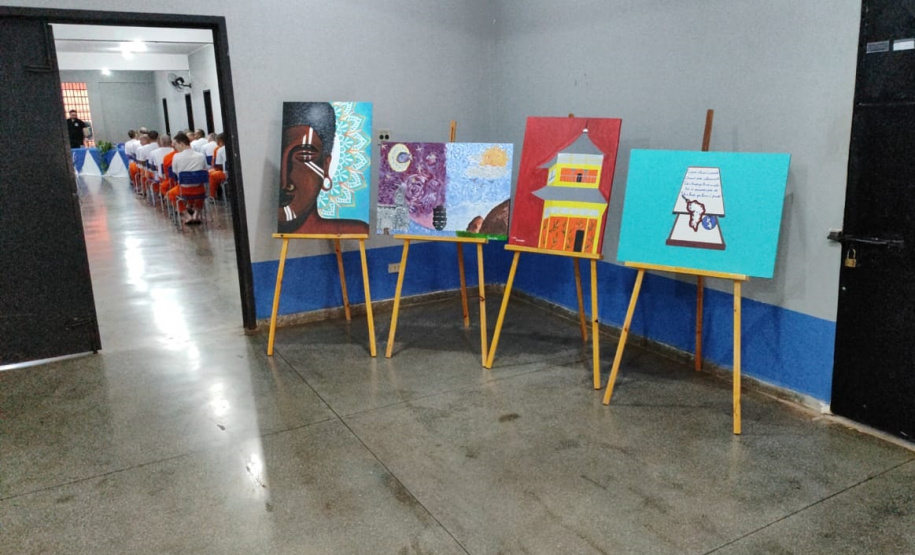 Cerimônia de formatura certifica 21 pessoas privadas de liberdade em cursos de qualificação, em Cascavel