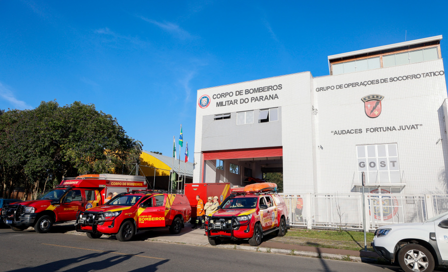 Paraná envia bombeiros para ajudar no combate a incêndios no Pantanal