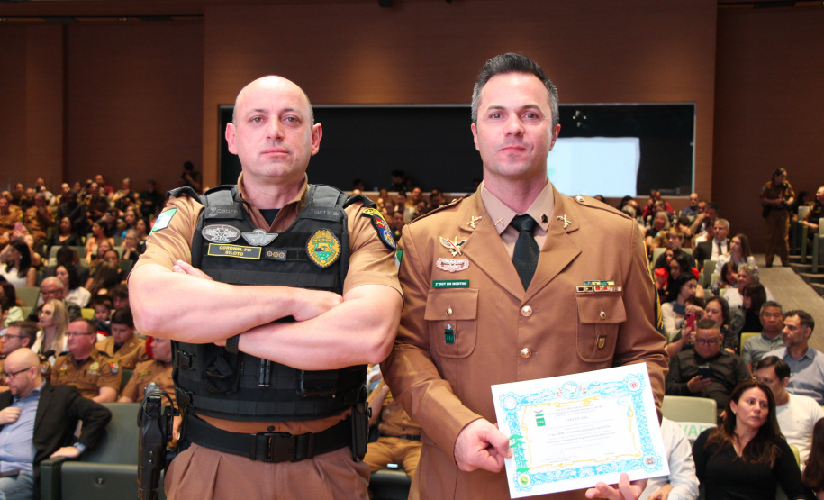 Solenidades em três cidades do Paraná celebram formaturas do Curso de Aperfeiçoamento de Sargentos da PMPR