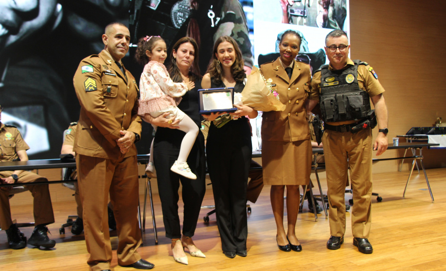 Solenidades em três cidades do Paraná celebram formaturas do Curso de Aperfeiçoamento de Sargentos da PMPR