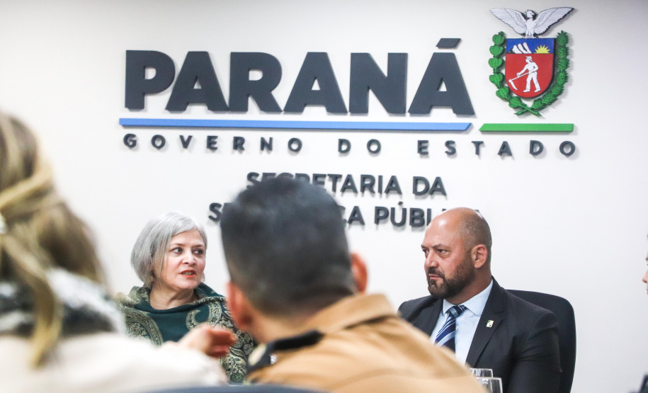 Secretário Hudson recebe secretária nacional de Enfrentamento à Violência Contra Mulheres Denise Motta Dau 