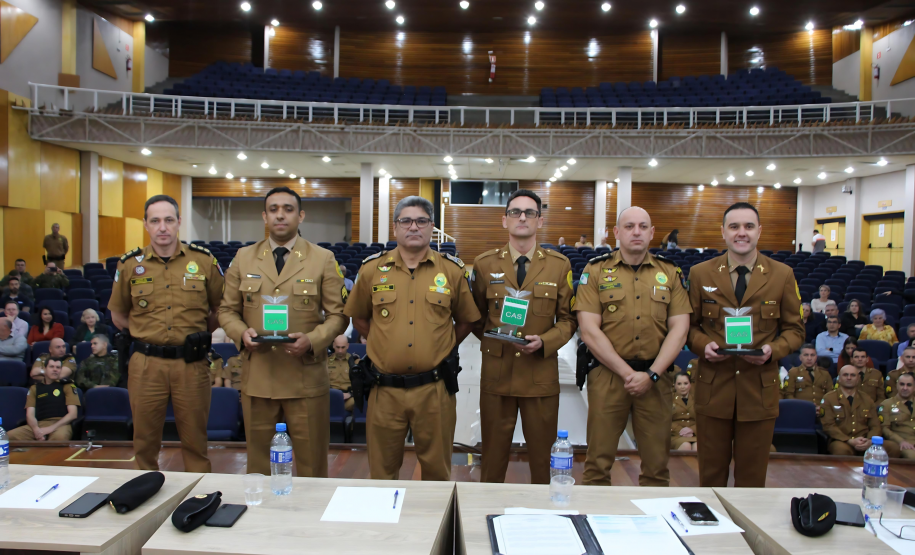 Solenidades em três cidades do Paraná celebram formaturas do Curso de Aperfeiçoamento de Sargentos da PMPR