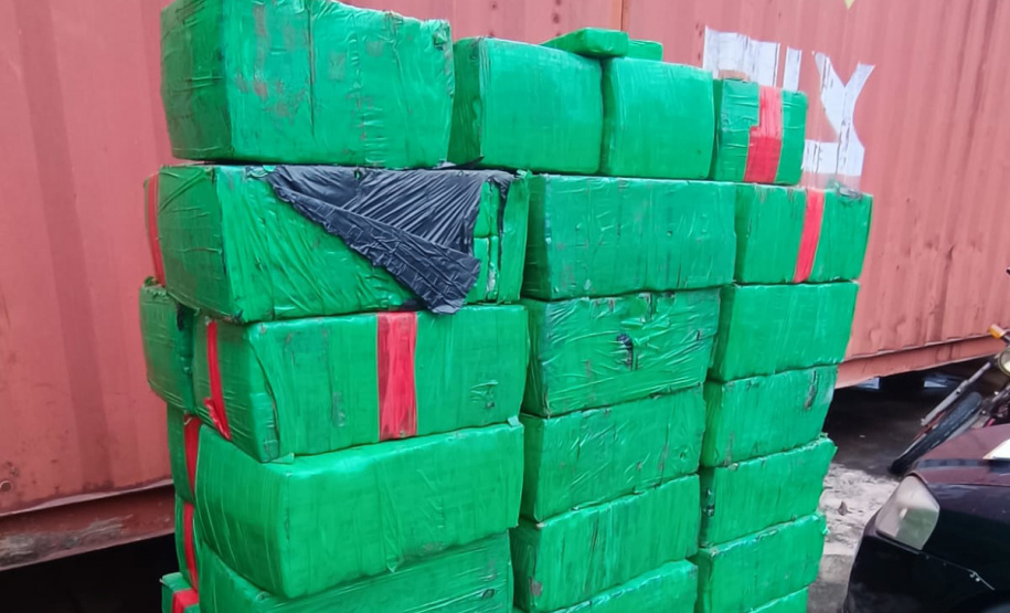 PCPR apreende 859 quilos de maconha escondida em um veículo em Medianeira