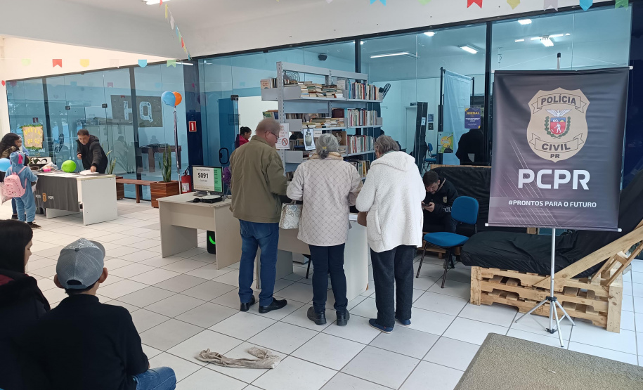 PCPR na Comunidade levará serviços a Foz do Iguaçu, Flor da Serra do Sul e Jacarezinho