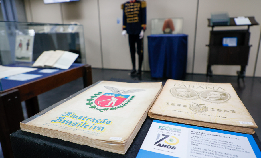 Arquivo Público do Paraná celebra 170 anos da Polícia Militar com exposição