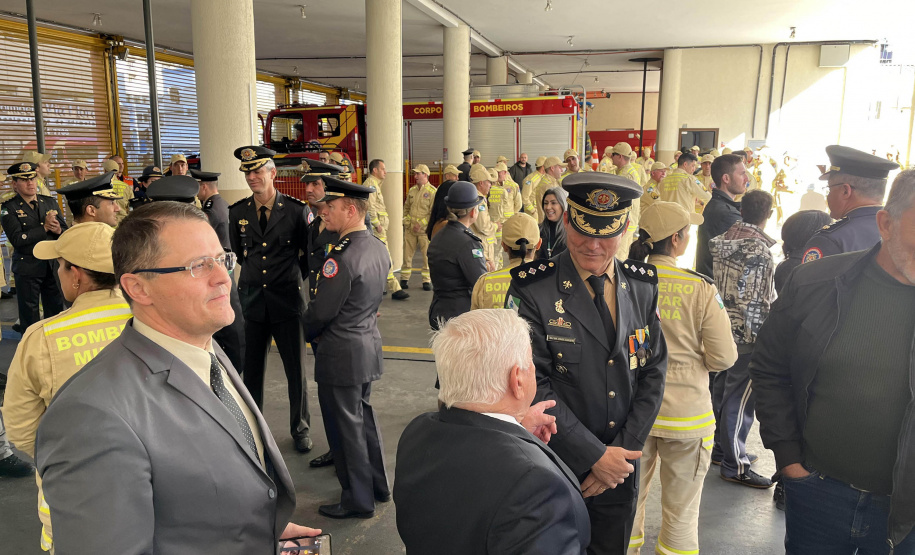 Apoio do CBMPR a outros estados é destaque no Dia do Bombeiro