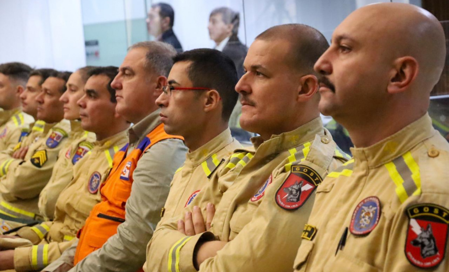 Forças de segurança que atuaram no Rio Grande do Sul são homenageadas na Alep