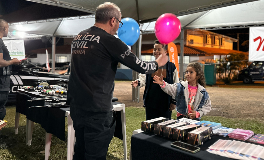 PCPR na Comunidade leva atendimento à população de Bandeirantes e Florestópolis