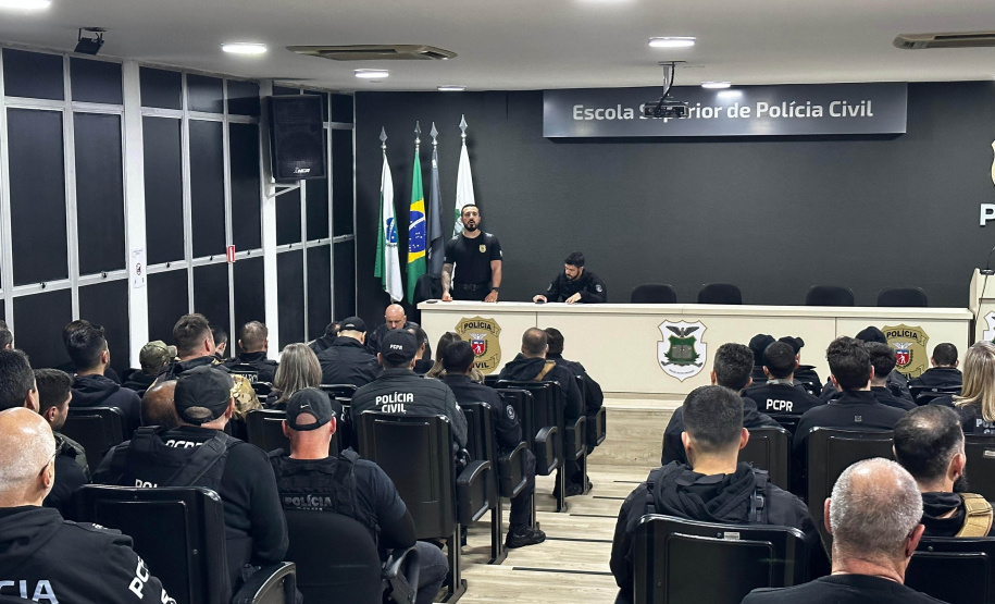 Operação da PCPR em 4 estados mira grupo que lavava dinheiro com lojas de carros e barbearias