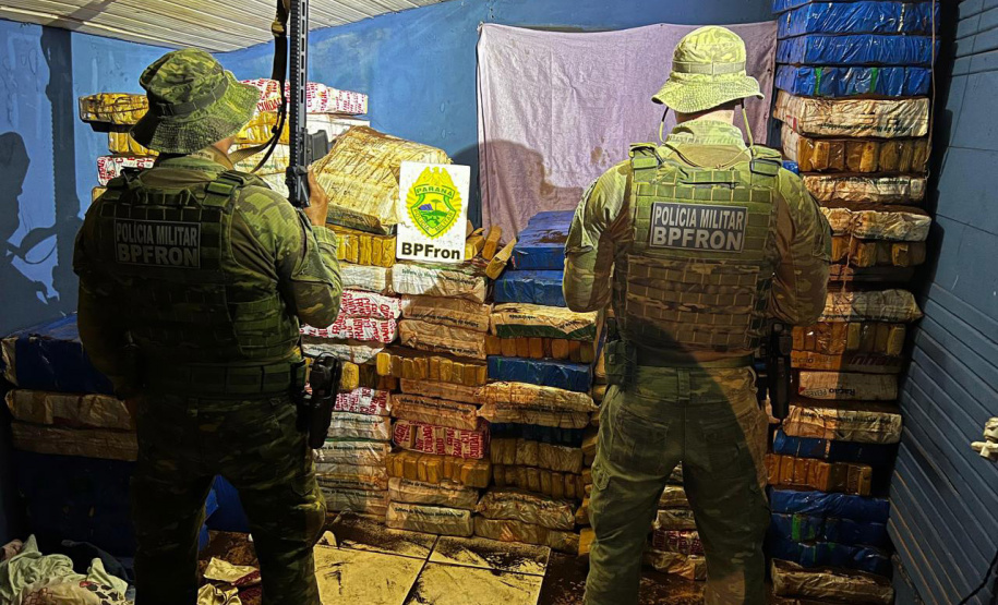 PMPR apreende 4,1 toneladas de maconha em Toledo e Umuarama