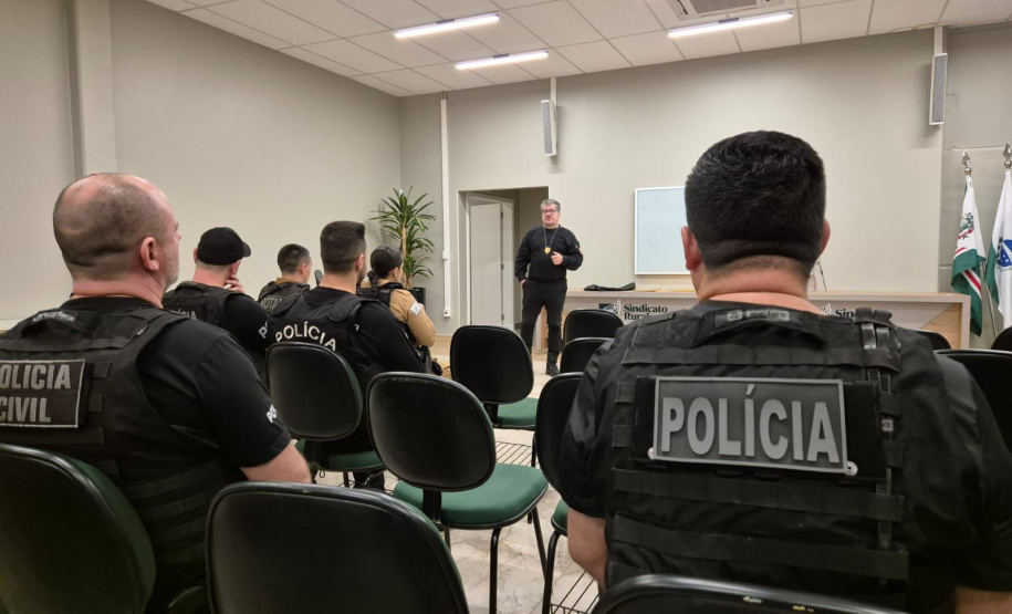 PCPR prende 14 integrantes de uma organização criminosa envolvida em tráfico de drogas e comércio ilegal de armas de fogo no Oeste do Estado