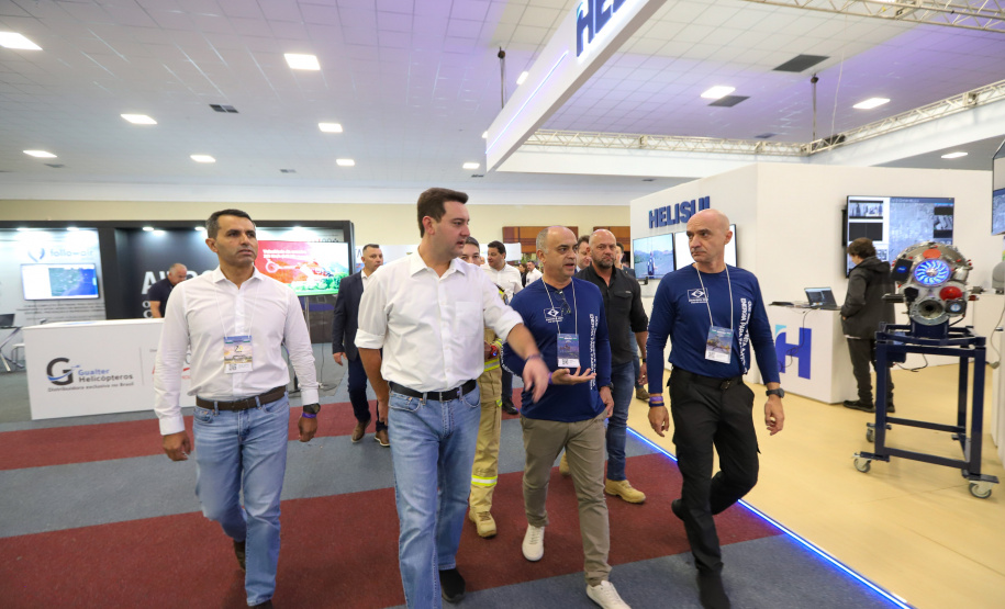 Governador destaca modernização de aeronaves do Paraná em encontro nacional de aviação