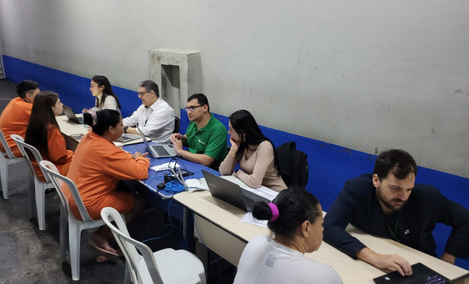 Polícia Penal e Defensoria Pública promovem atendimentos jurídicos gratuitos a 53 apenadas de Campo Mourão