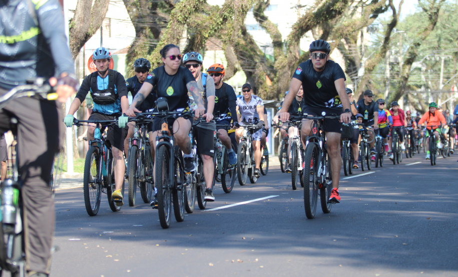 Passeio Ciclístico da Polícia Militar do Paraná atrai mais de 600 participantes