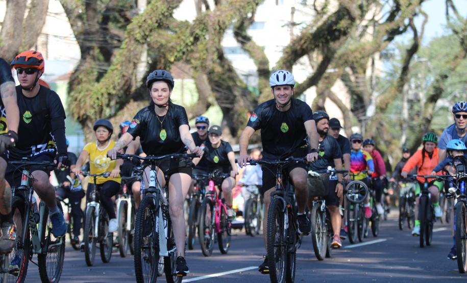 Passeio Ciclístico da Polícia Militar do Paraná atrai mais de 600 participantes